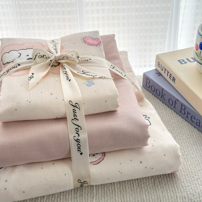 91家纺网 家纺一手货源 找家纺 2025新款全棉A类双层纱四件套系列-叠拍 乖乖狗