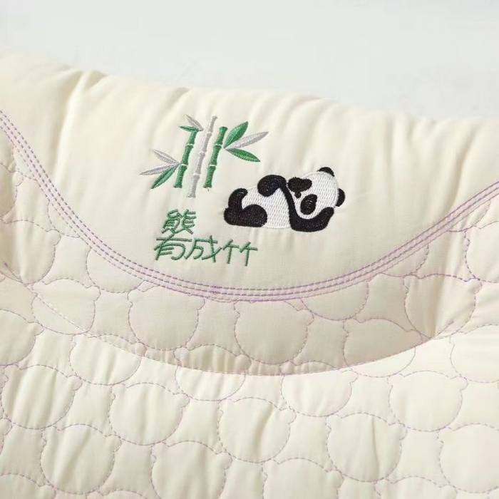 91家纺网 家纺一手货源 找家纺 2025新款熊有成竹护颈枕立体枕头枕芯48x74cm/只白色