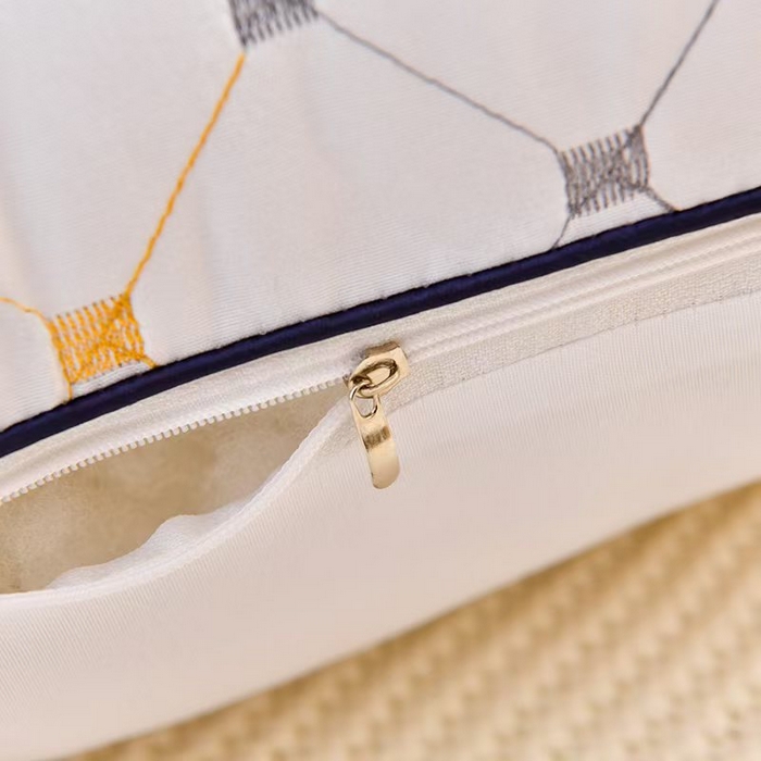 91家纺网 家纺一手货源 找家纺 （总）2025新款立体绗缝满天星酒店枕  枕头枕芯48*74cm