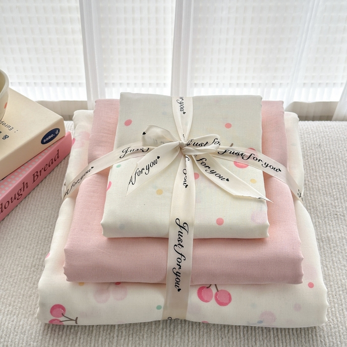 91家纺网 家纺一手货源 找家纺 2025新款全棉A类双层纱四件套系列-叠拍 樱桃果