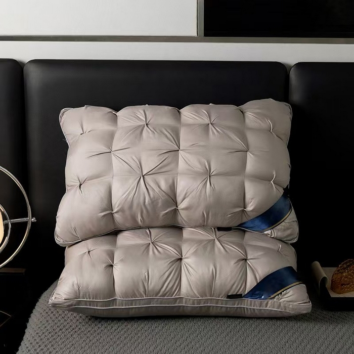 91家纺网 家纺一手货源 找家纺 （总）2025新款星级酒店扭花羽丝枕  枕头枕芯45*75cm