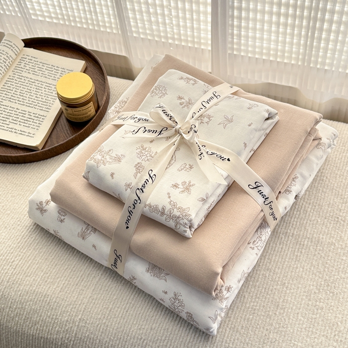 91家纺网 家纺一手货源 找家纺 2025新款全棉A类双层纱四件套系列-叠拍 松鼠小姐