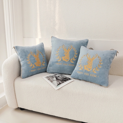 91家纺网 家纺一手货源 找家纺 （总）番茄+ 2025新款牛奶绒抱枕被-有鹿亦有路系列