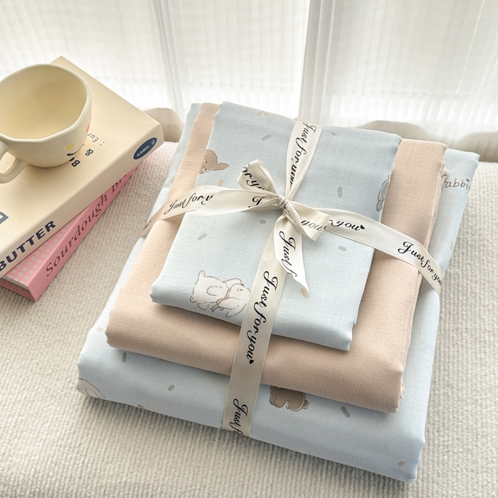 91家纺网 家纺一手货源 找家纺 2025新款全棉A类双层纱四件套系列-叠拍 甜茶兔