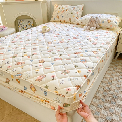 居眠 2025新款A类亲肤棉抗菌印花夹棉床笠 花园小熊