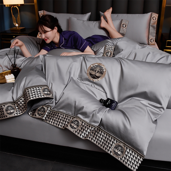 91家纺网 家纺一手货源 找家纺 2025新款长绒棉绣花黛娜系列四件套 黛娜-银灰