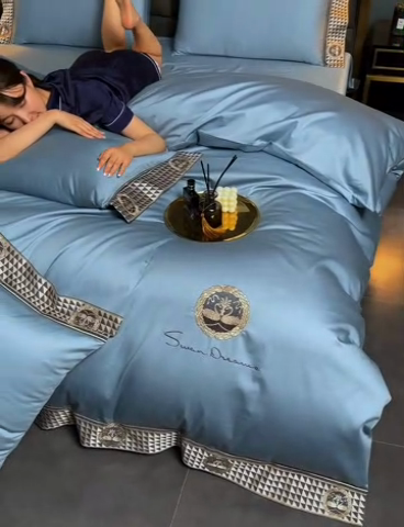 91家纺网 家纺一手货源 找家纺 2025新款长绒棉绣花黛娜系列四件套 黛娜-天空蓝