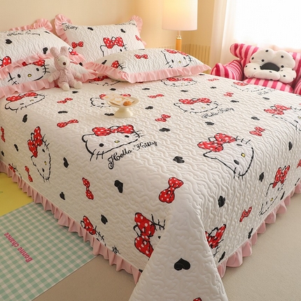 91家纺网 家纺一手货源 找家纺 （总）2025新款全棉印花三丽鸥系列花边款夹棉床盖