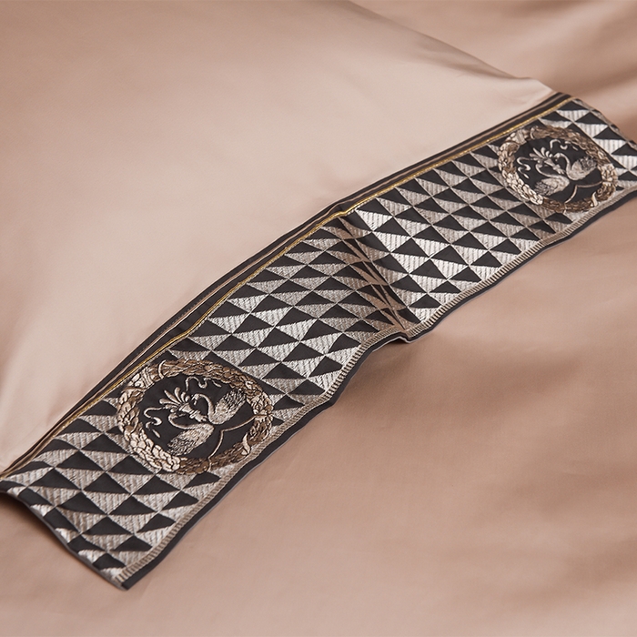 91家纺网 家纺一手货源 找家纺 2025新款长绒棉绣花黛娜系列四件套 黛娜-浅香槟