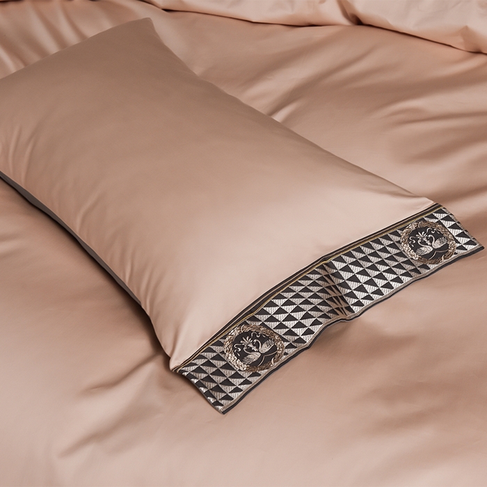 91家纺网 家纺一手货源 找家纺 2025新款长绒棉绣花黛娜系列四件套 黛娜-浅香槟