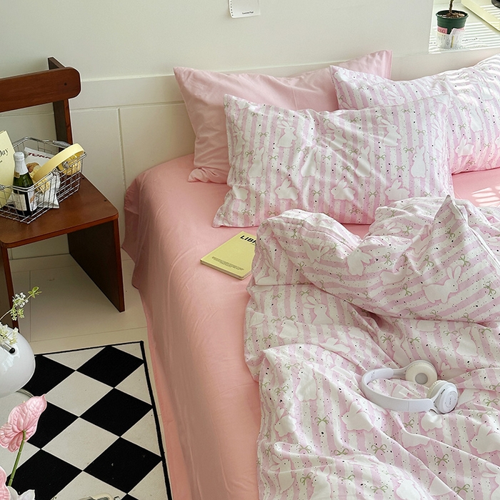 91家纺网 家纺一手货源 找家纺 尺素2025年韩国ins风系列五 萌萌兔裸粉