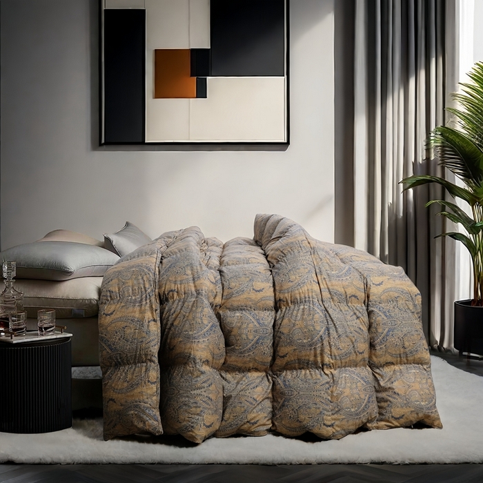 91家纺网 家纺一手货源 找家纺 卡迪亚家纺 2025新款米兰达白鹅被469羽魅系列被子被芯 羽魅金冠金