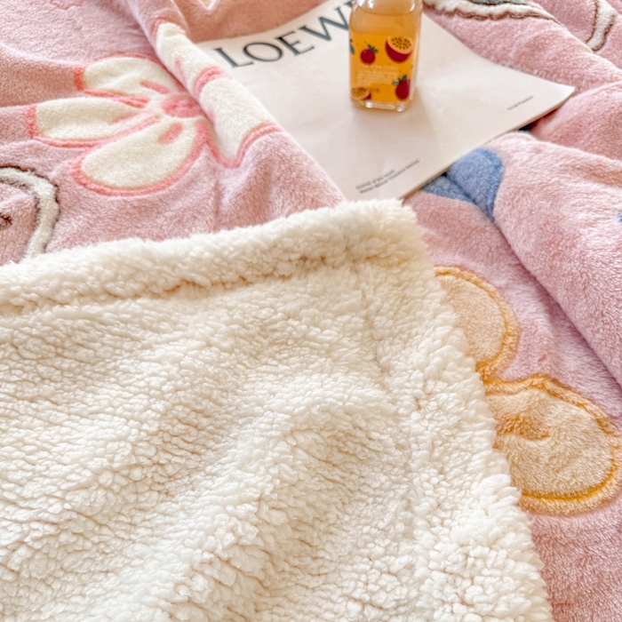 91家纺网 家纺一手货源 找家纺 恋佳居 2025新款羊羔绒包边雪花绒小清新毛毯 花海