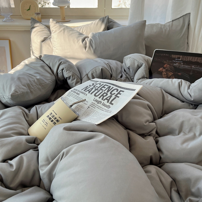 91家纺网 家纺一手货源 找家纺 芷凡家纺 2025新款亲肤棉纯色双拼四件套 浅灰