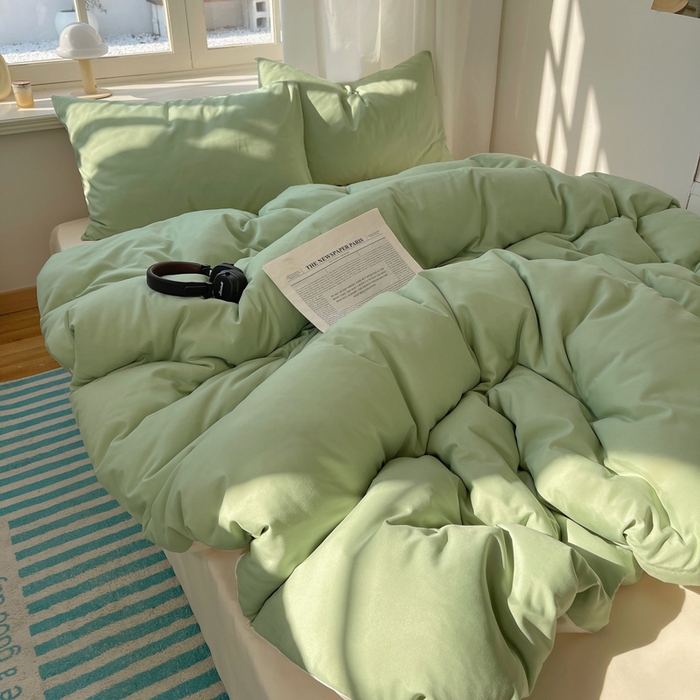 91家纺网 家纺一手货源 找家纺 芷凡家纺 2025新款亲肤棉纯色双拼四件套 果绿+米白