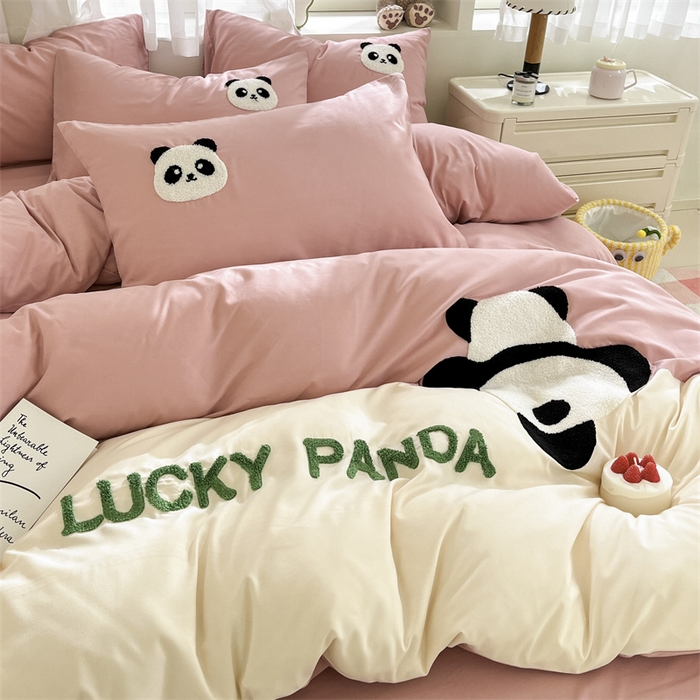 91家纺网 家纺一手货源 找家纺 盛秋家纺 2025新款A类水洗棉毛巾绣四件套-胖达 胖达-浅豆沙