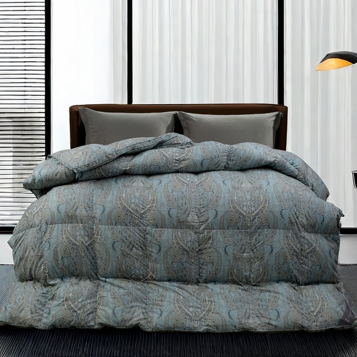 91家纺网 家纺一手货源 找家纺 卡迪亚家纺 2025新款米兰达白鹅被469羽魅系列被子被芯 羽魅蓝