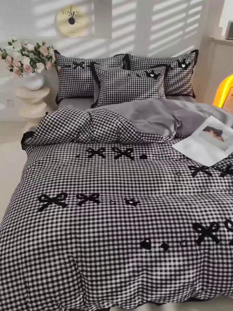 91家纺网 家纺一手货源 找家纺 （总）炫拼家纺 2025新款法式A类全棉40支水洗棉毛巾绣镂空花边四件套