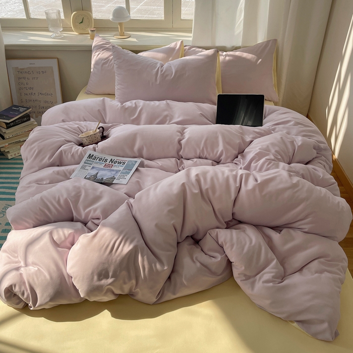 91家纺网 家纺一手货源 找家纺 芷凡家纺 2025新款亲肤棉纯色双拼四件套 丁香紫+奶黄