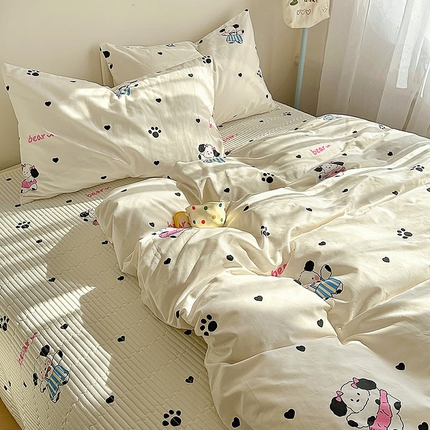 91家纺网 家纺一手货源 找家纺 希诺家居 2025新款全棉卡通小清新床盖四件套 甜心小熊