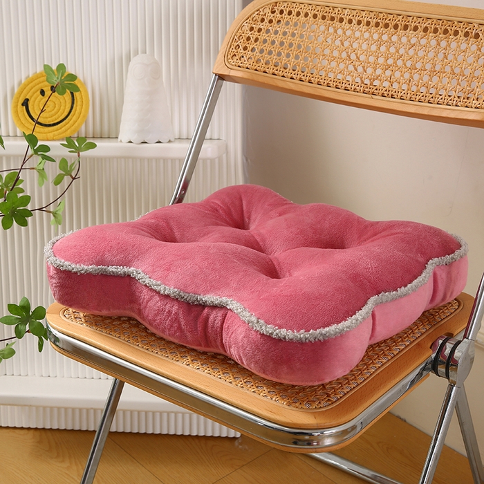 91家纺网 家纺一手货源 找家纺 永光家居 2025新款卡通加厚坐垫椅垫【YG2567】 花朵豆沙