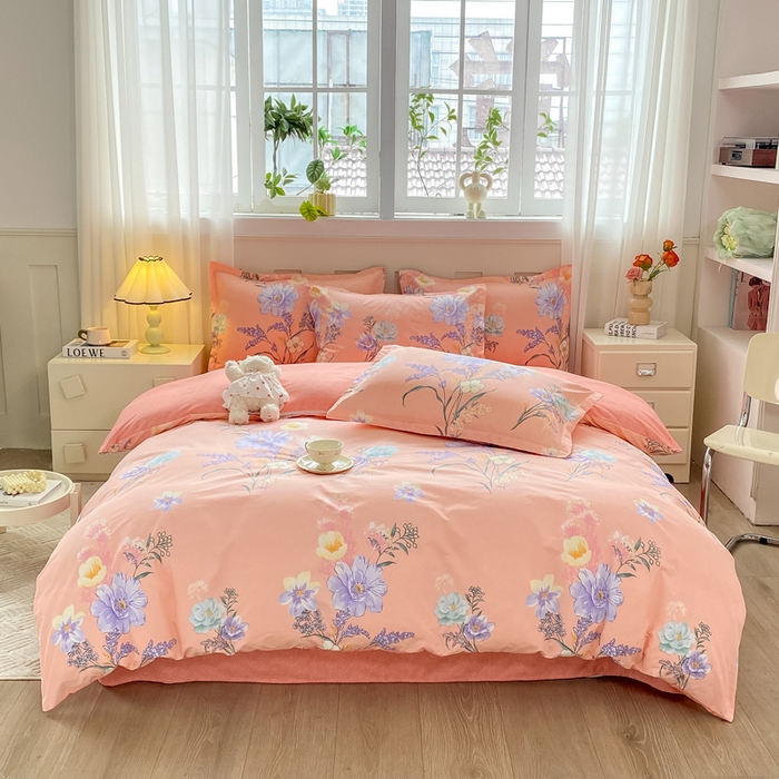 91家纺网 家纺一手货源 找家纺 2025新款植物羊绒大板磨毛活性印花四件套 沁粉佳人