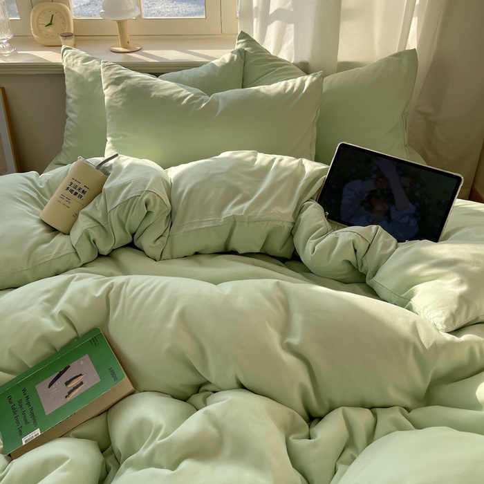 91家纺网 家纺一手货源 找家纺 芷凡家纺 2025新款亲肤棉纯色双拼四件套 浅绿