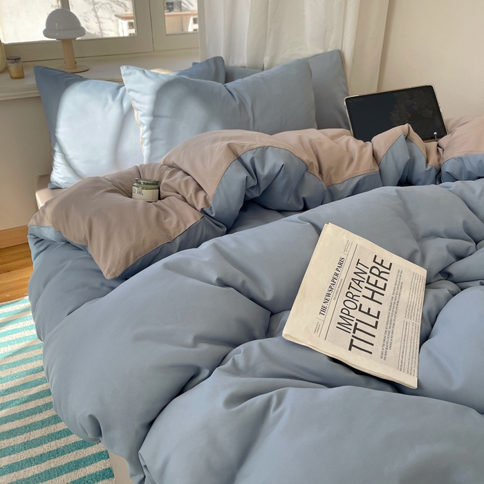 91家纺网 家纺一手货源 找家纺 芷凡家纺 2025新款亲肤棉纯色双拼四件套 浅蓝灰+灰驼