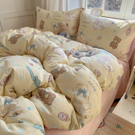 91家纺网 家纺一手货源 找家纺 六巷胡同 2025新款ins减龄可爱风卡通四件套 猫咪甜甜圈