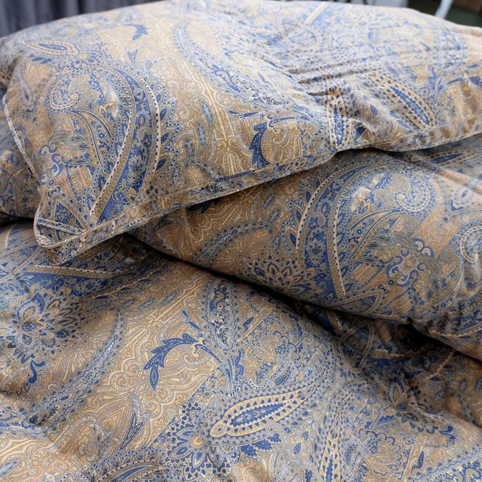 91家纺网 家纺一手货源 找家纺 卡迪亚家纺 2025新款米兰达白鹅被469羽魅系列被子被芯 羽魅金冠金