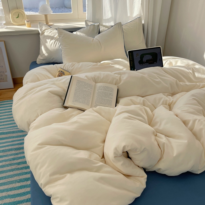 91家纺网 家纺一手货源 找家纺 芷凡家纺 2025新款亲肤棉纯色双拼四件套 米白+牛仔蓝