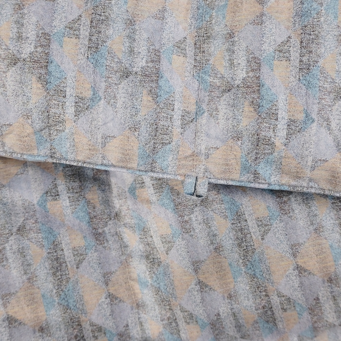 91家纺网 家纺一手货源 找家纺 卡迪亚家纺 2025新款米兰达白鹅被469羽魅系列被子被芯 羽魅玛丽蓝