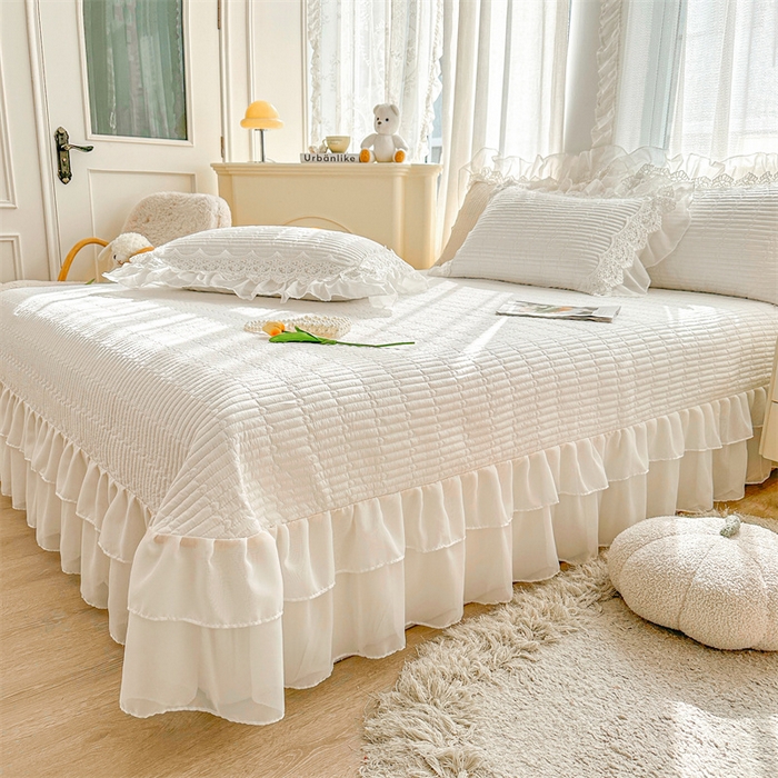 91家纺网 家纺一手货源 找家纺 锦格家纺 2025年新款A类全棉夹棉床盖-洛香忆梦 洛香忆梦-云朵白