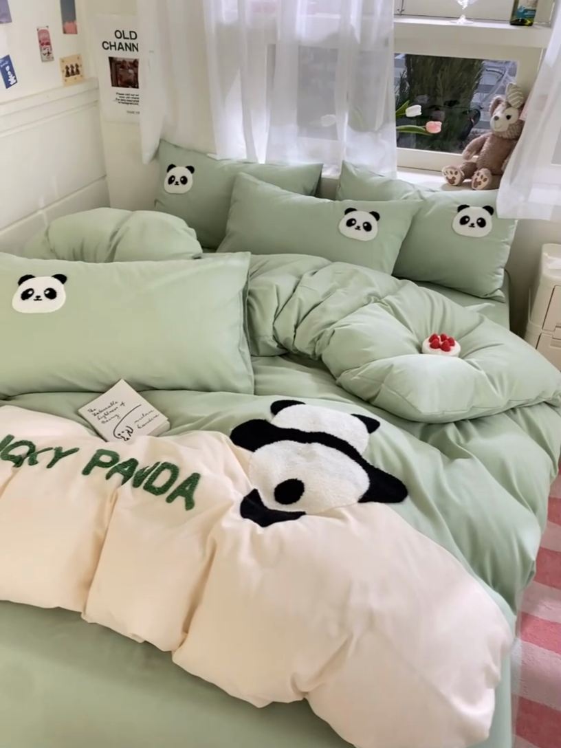 91家纺网 家纺一手货源 找家纺 盛秋家纺 2025新款A类水洗棉毛巾绣四件套-胖达 胖达-果绿