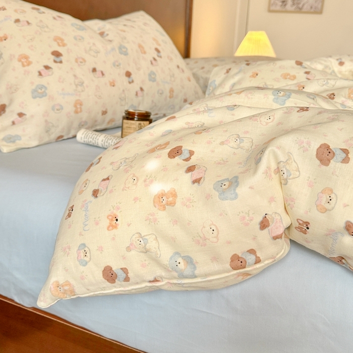 91家纺网 家纺一手货源 找家纺 呗旺鹿 2025新款A类母婴级全棉有氧双层纱印花四件套 泡芙狗