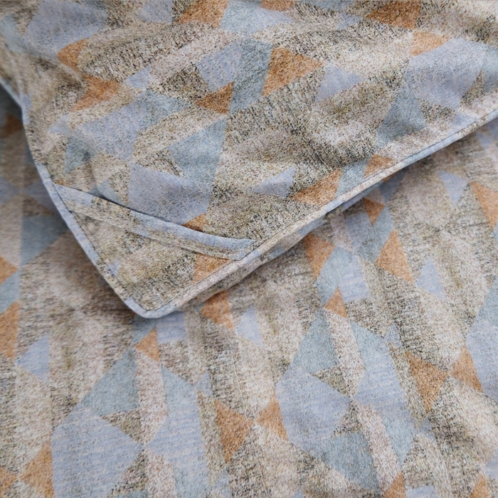 91家纺网 家纺一手货源 找家纺 卡迪亚家纺 2025新款米兰达白鹅被469羽魅系列被子被芯 羽魅玛丽橙