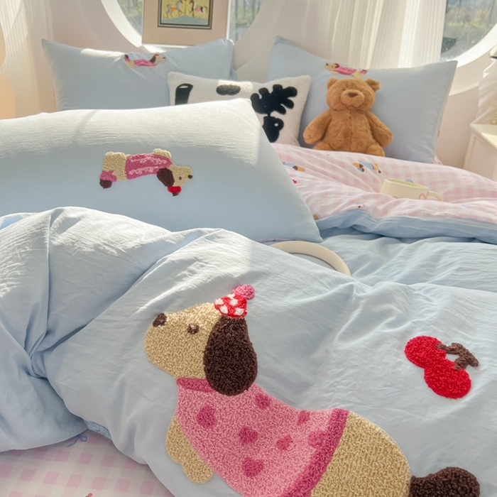 91家纺网 家纺一手货源 找家纺 韩巢家纺 2025新款大版水洗棉皱皱纱毛巾绣四件套(提供卖家秀) 格纹小狗