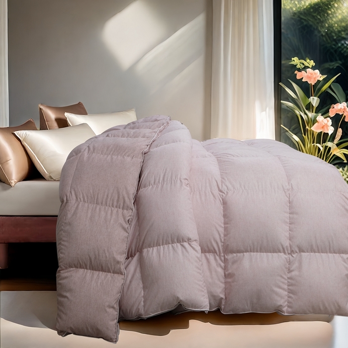 91家纺网 家纺一手货源 找家纺 卡迪亚家纺 2025新款米兰达白鹅被469羽魅系列被子被芯 羽魅豆沙