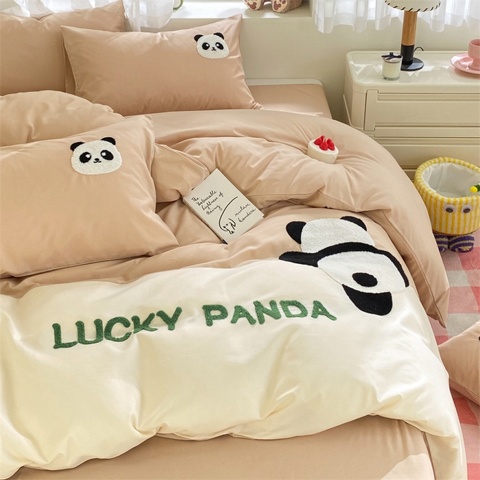 91家纺网 家纺一手货源 找家纺 盛秋家纺 2025新款A类水洗棉毛巾绣四件套-胖达 胖达-奶茶