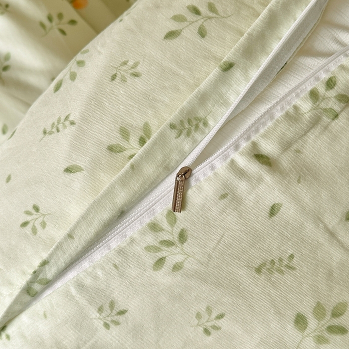 91家纺网 家纺一手货源 找家纺 呗旺鹿 2025新款A类母婴级全棉有氧双层纱印花四件套 叶猫绿