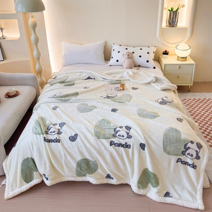 恋佳居 2025新款羊羔绒包边雪花绒小清新毛毯 爱心熊猫