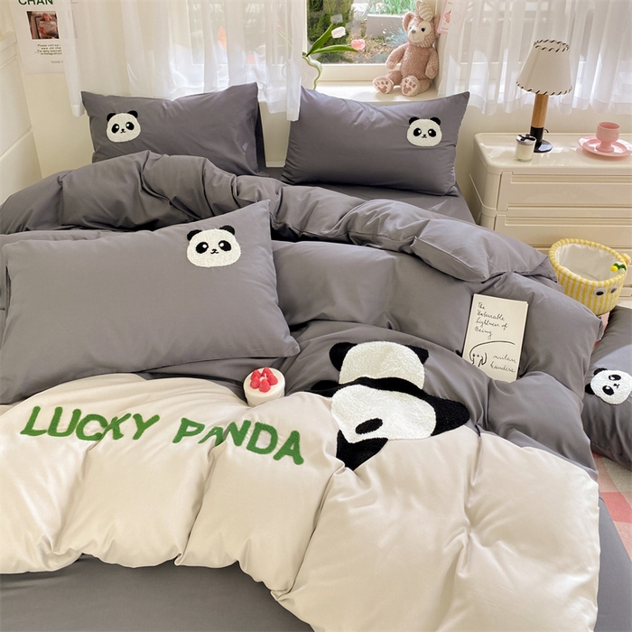 91家纺网 家纺一手货源 找家纺 盛秋家纺 2025新款A类水洗棉毛巾绣四件套-胖达 胖达-中灰