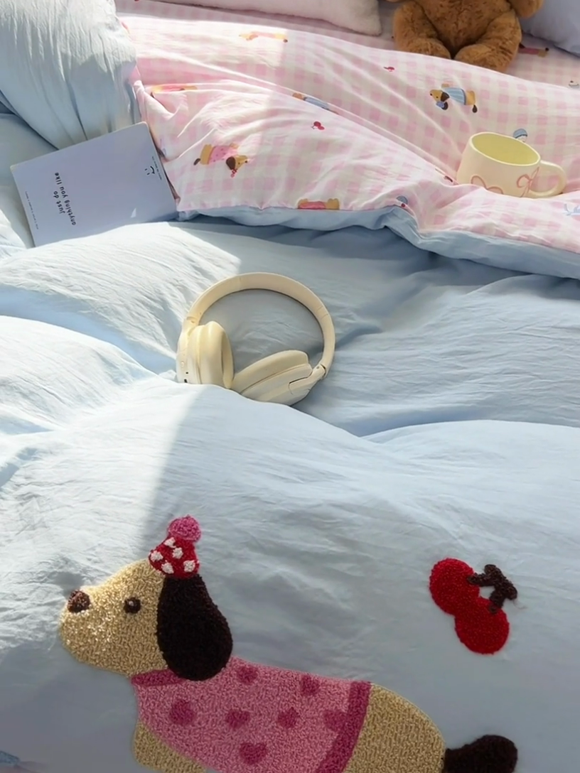 91家纺网 家纺一手货源 找家纺 韩巢家纺 2025新款大版水洗棉皱皱纱毛巾绣四件套(提供卖家秀) 格纹小狗