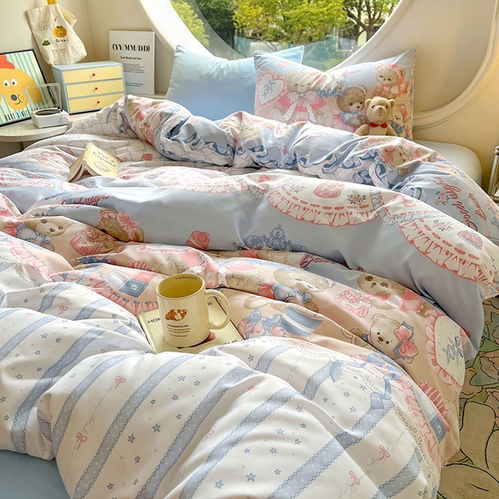 91家纺网 家纺一手货源 找家纺 茉礼 2025新款高克重ins风超柔软软糯糯小清新卡通印花水洗棉四件套 洛丽小熊