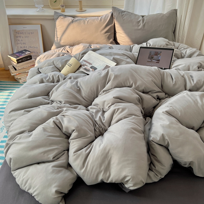 91家纺网 家纺一手货源 找家纺 芷凡家纺 2025新款亲肤棉纯色双拼四件套 浅灰+深灰