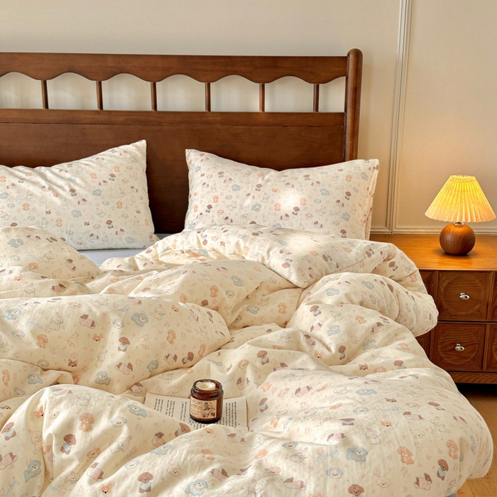 91家纺网 家纺一手货源 找家纺 呗旺鹿 2025新款A类母婴级全棉有氧双层纱印花四件套 泡芙狗