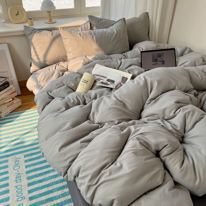 91家纺网 家纺一手货源 找家纺 芷凡家纺 2025新款亲肤棉纯色双拼四件套 浅灰+深灰