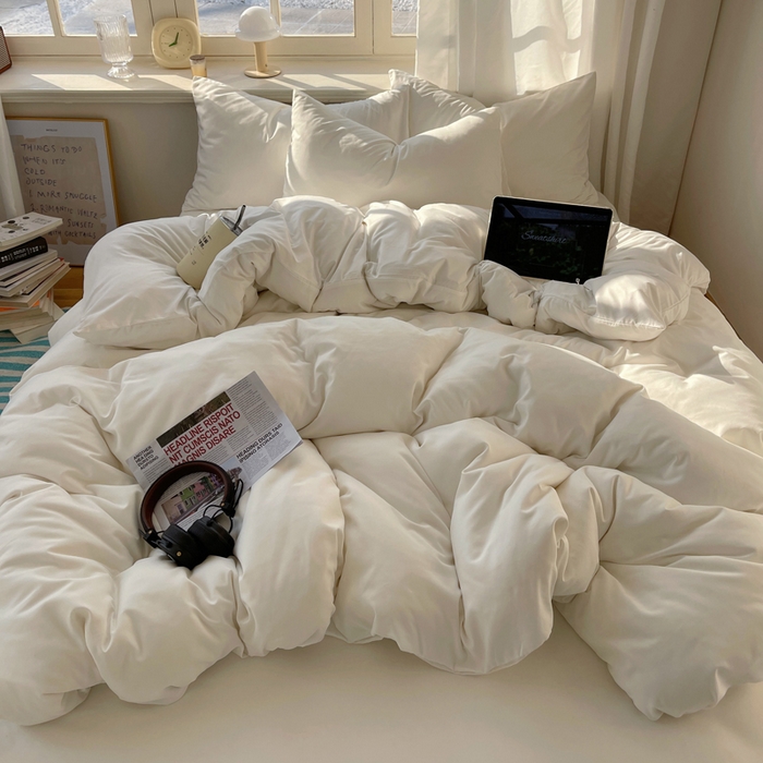 91家纺网 家纺一手货源 找家纺 芷凡家纺 2025新款亲肤棉纯色双拼四件套 奶白