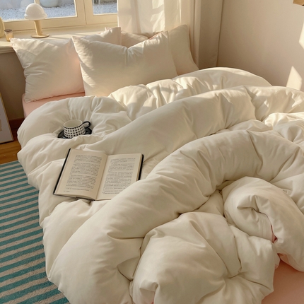 芷凡家纺 2025新款亲肤棉纯色双拼四件套 奶白+奶油粉