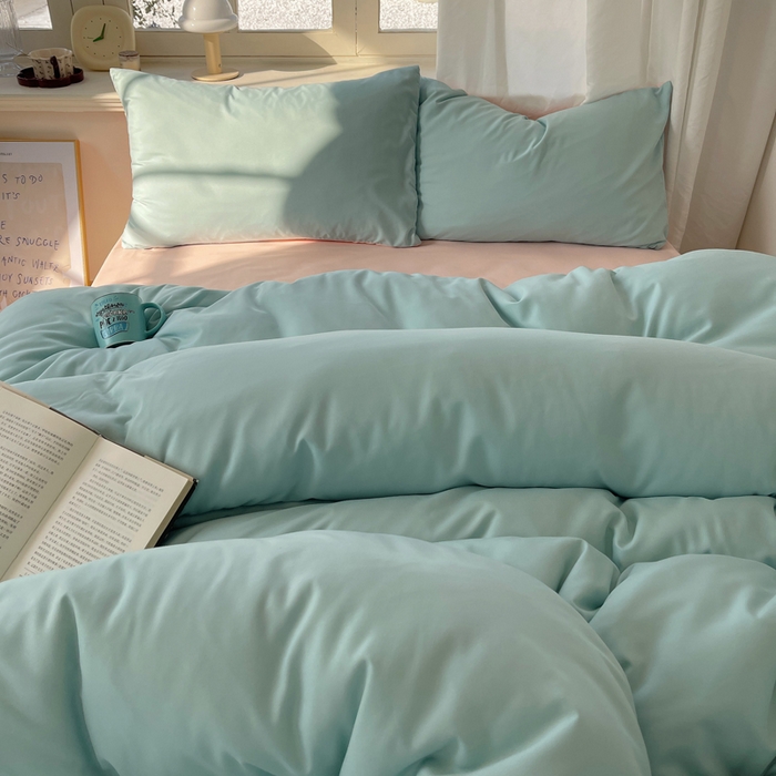 91家纺网 家纺一手货源 找家纺 芷凡家纺 2025新款亲肤棉纯色双拼四件套 蓝灰+奶油粉